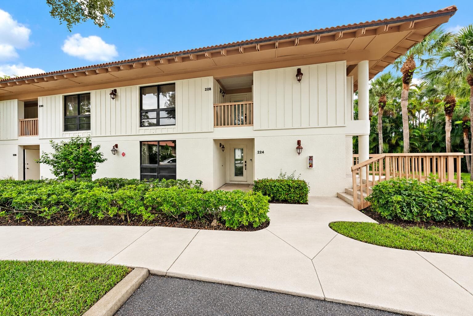 224 Brackenwood Terrace, Palm Beach Gardens FL 33418 - Palm Beach Gardens, FL - Photo 1