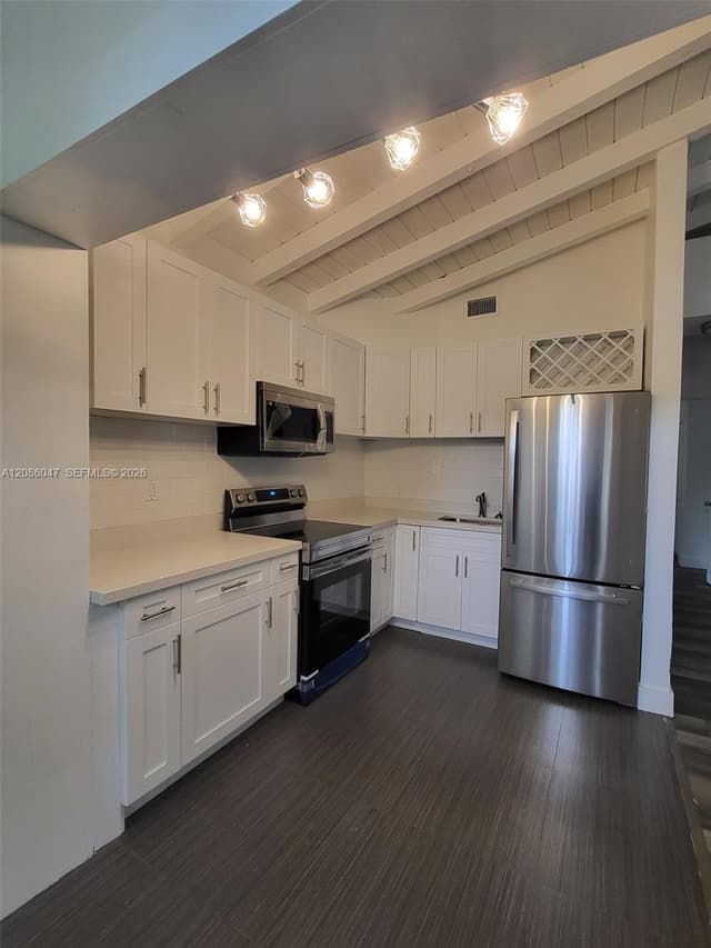 4431 SW 10th St, Miami FL 33134 - Miami, FL - Photo 3