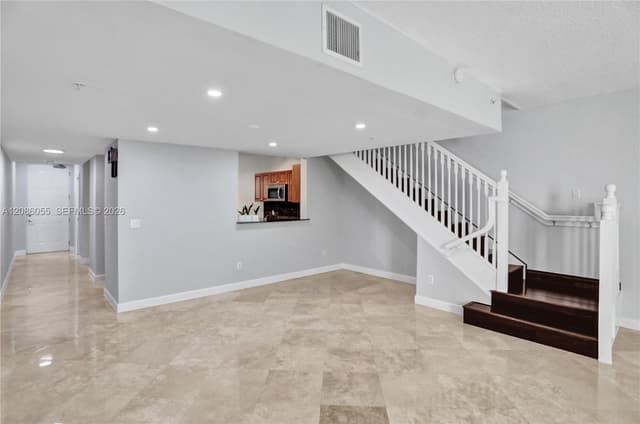 7564 SW 102nd St # 211, Pinecrest FL 33156 - Pinecrest, FL - Photo 2