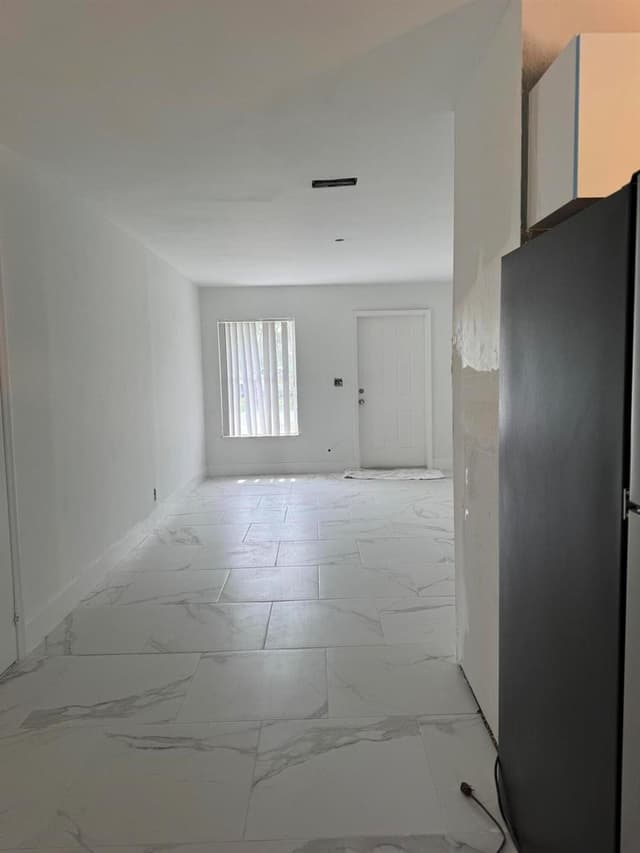 501 SW 83rd Avenue, North Lauderdale FL 33068 - North Lauderdale, FL - Photo 6