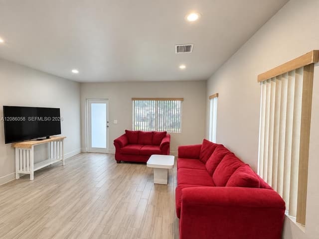 4420 NW 30th Ave, Miami FL 33142 - Miami, FL - Photo 5