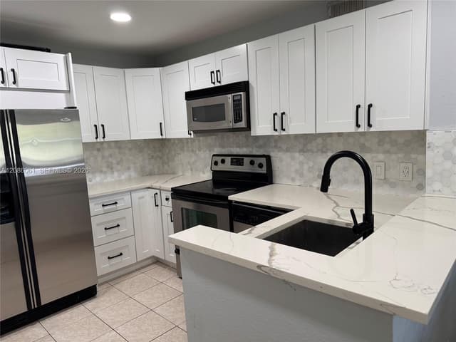 1825 Palm Cove Blvd # 303, Delray Beach FL 33445 - Delray Beach, FL - Photo 2