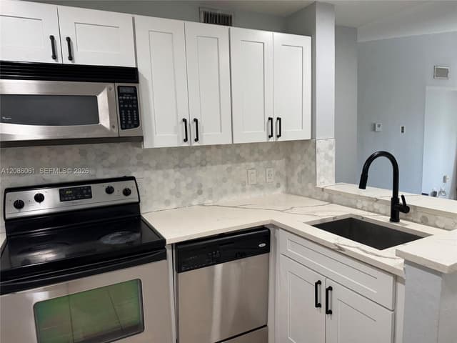 1825 Palm Cove Blvd # 303, Delray Beach FL 33445 - Delray Beach, FL - Photo 4