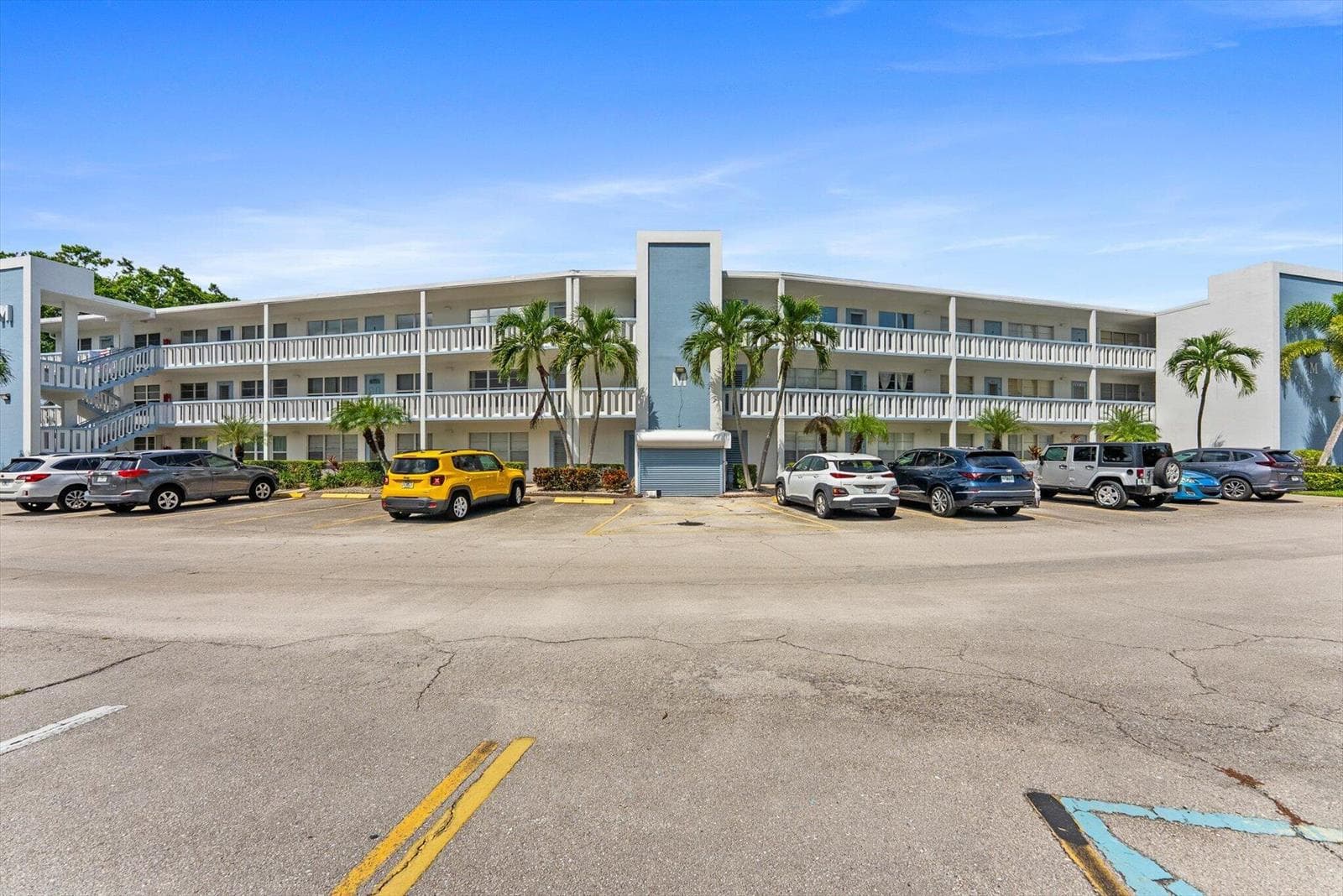 309 WELLINGTON M, West Palm Beach FL 33417