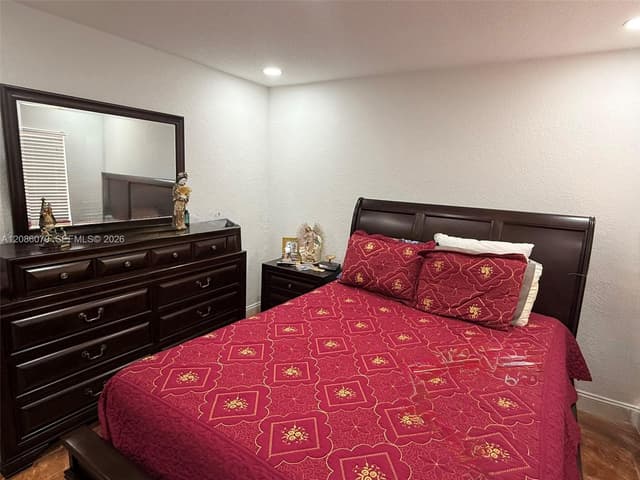 343 W 11th St, Hialeah FL 33010 - Hialeah, FL - Photo 7