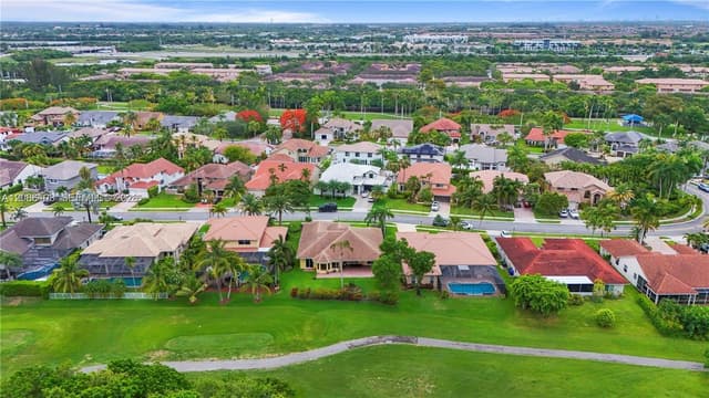 720 W Cypress Pointe Dr W, Pembroke Pines FL 33027 - Pembroke Pines, FL - Photo 3