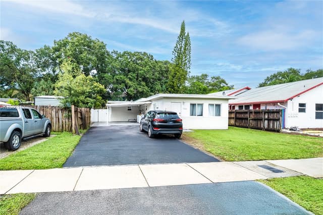 1806 SW 22nd St, Fort Lauderdale FL 33315 - Fort Lauderdale, FL - Photo 5