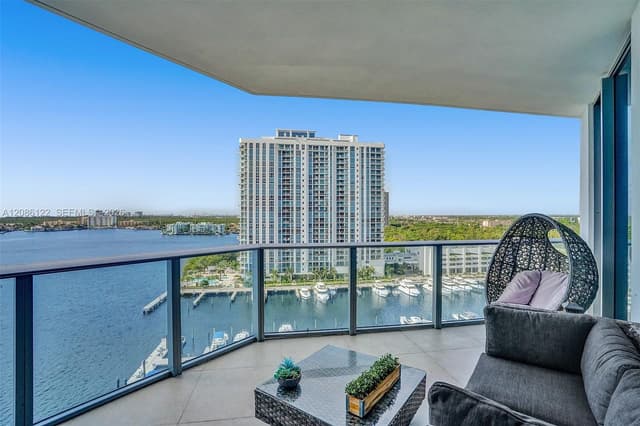 17301 Biscayne Blvd # 1207, North Miami Beach FL 33160 - North Miami Beach, FL - Photo 2