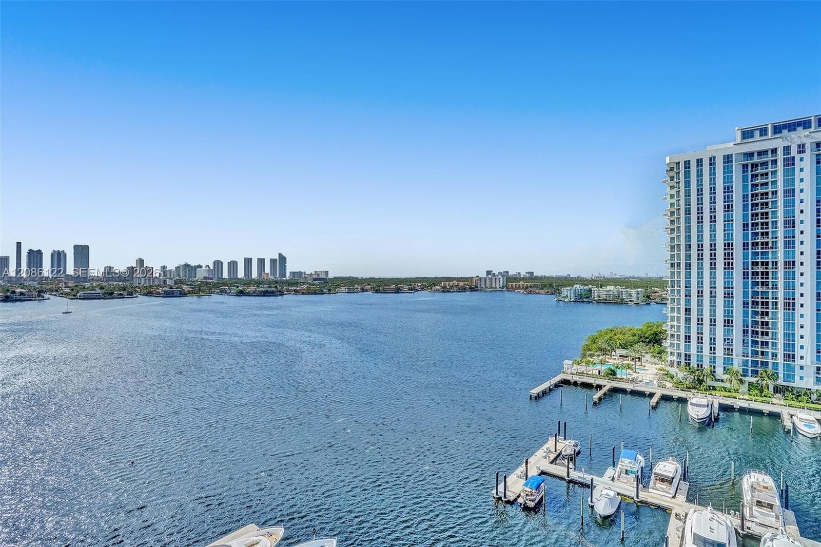 17301 Biscayne Blvd # 1207, North Miami Beach FL 33160 - North Miami Beach, FL - Photo 1
