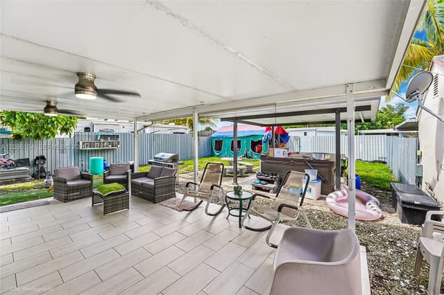 2934 NW 96th St, Miami FL 33147 - Miami, FL - Photo 5