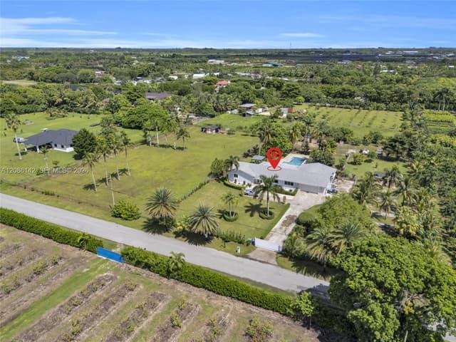 19245 SW 188th St, Miami FL 33187 - Miami, FL - Photo 2