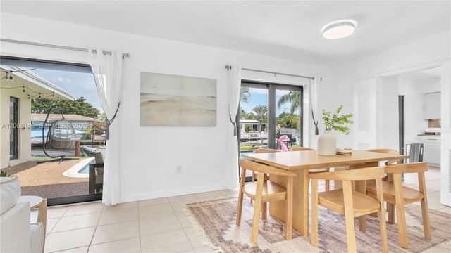 151 SE 9th Ct, Pompano Beach FL 33060 - Pompano Beach, FL - Photo 4