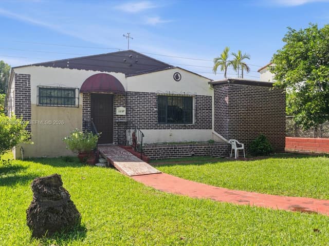 1236 Michigan Ave, Miami Beach FL 33139 - Miami Beach, FL - Photo 2