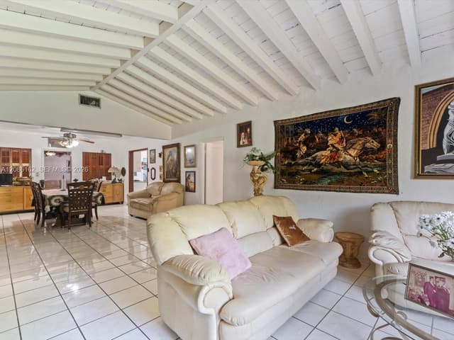1236 Michigan Ave, Miami Beach FL 33139 - Miami Beach, FL - Photo 4