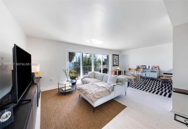 11111 Biscayne # 2D, Miami FL 33181 - Miami, FL - Photo 6