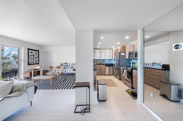 11111 Biscayne # 2D, Miami FL 33181 - Miami, FL - Photo 3