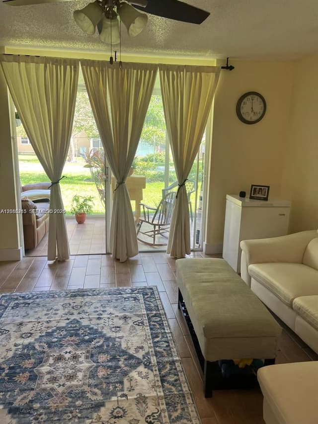 620 NE 12th Ave # 107, Hallandale Beach FL 33009 - Hallandale Beach, FL - Photo 4