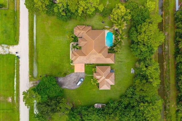 17603 82ND N, FL 33470 - Photo 2