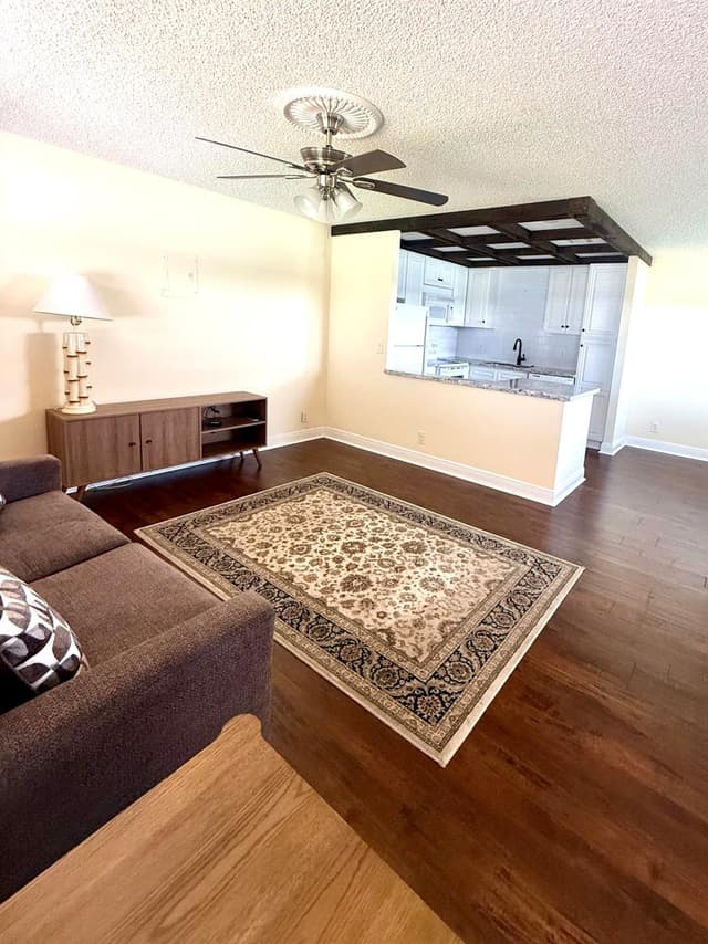34 Valencia B, Delray Beach FL 33446 - Delray Beach, FL - Photo 7