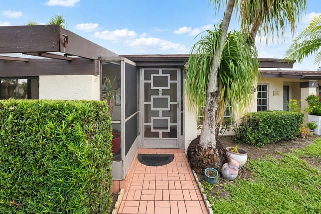 13602 VIA AURORA # A, Delray Beach FL 33484 - Delray Beach, FL - Photo 2