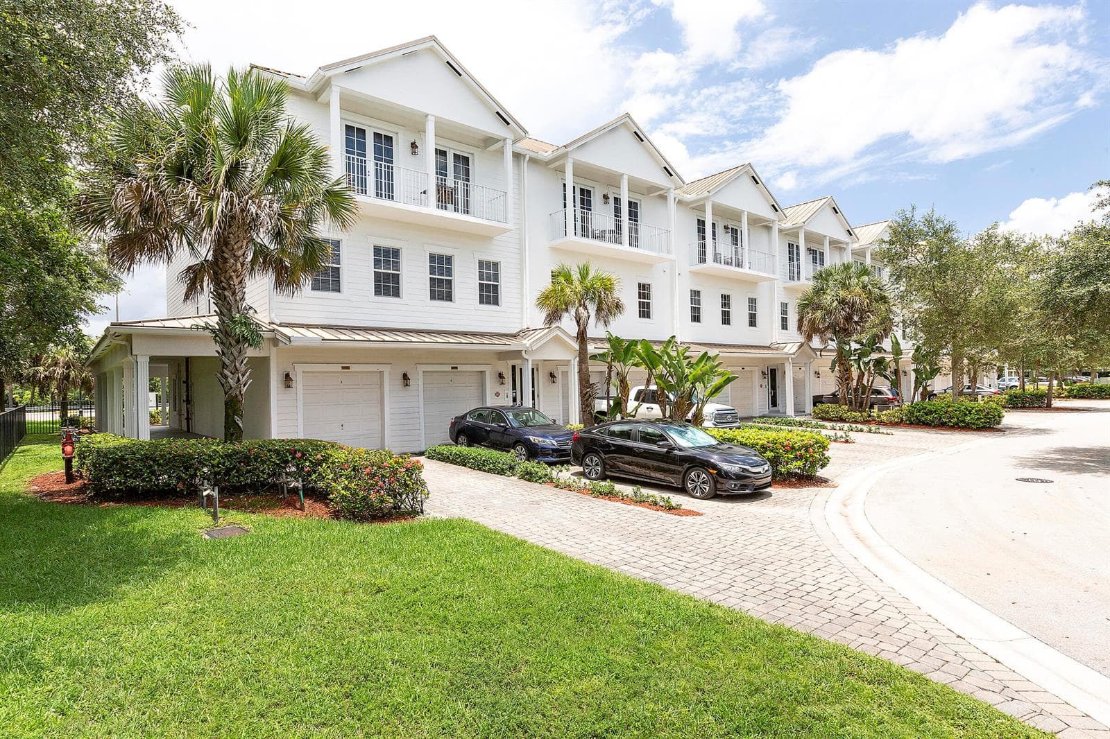 6807 LAKESIDE Circle N # 1, Davie FL 33314 - Davie, FL - Photo 1