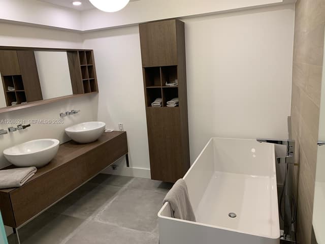 210 Sea View Dr # 506, Key Biscayne FL 33149 - Key Biscayne, FL - Photo 3