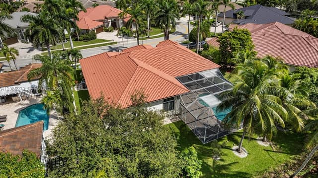 13702 NW 18th St, Pembroke Pines FL 33028 - Pembroke Pines, FL - Photo 5
