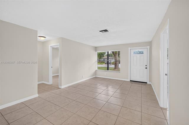 2831 NW 23rd St, Fort Lauderdale FL 33311 - Fort Lauderdale, FL - Photo 6