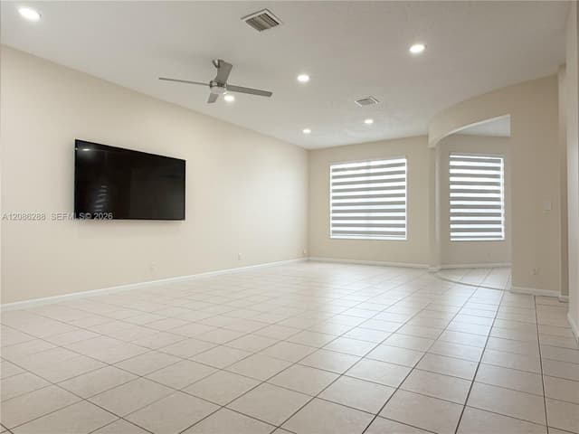 2075 SW 159th Ave, Miramar FL 33027 - Miramar, FL - Photo 4