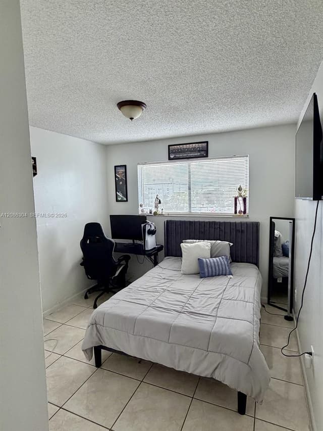 8095 NW 8th St # 402, Miami FL 33126 - Miami, FL - Photo 2