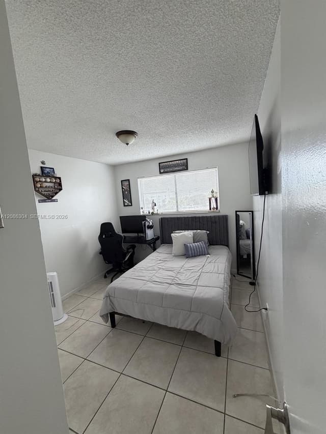 8095 NW 8th St # 402, Miami FL 33126 - Miami, FL - Photo 3