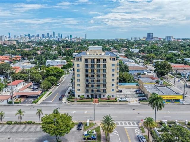 2501 SW Douglas Rd # 202, Miami FL 33133 - Miami, FL - Photo 2