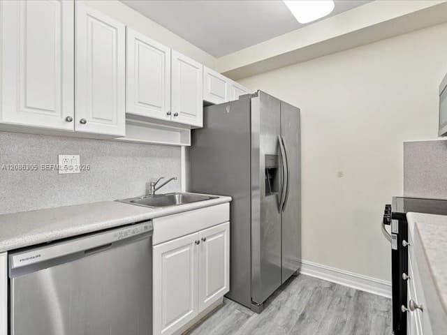 2501 SW Douglas Rd # 202, Miami FL 33133 - Miami, FL - Photo 6