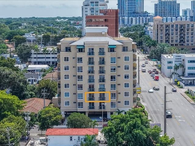 2501 SW Douglas Rd # 202, Miami FL 33133 - Miami, FL - Photo 4