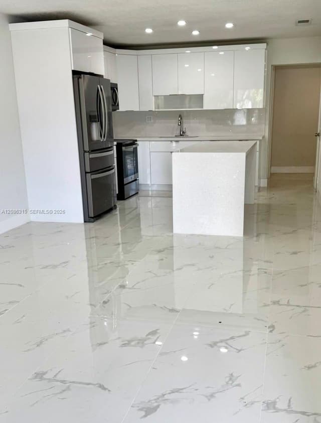 3522 NW 193rd St, Miami Gardens FL 33056 - Miami Gardens, FL - Photo 5
