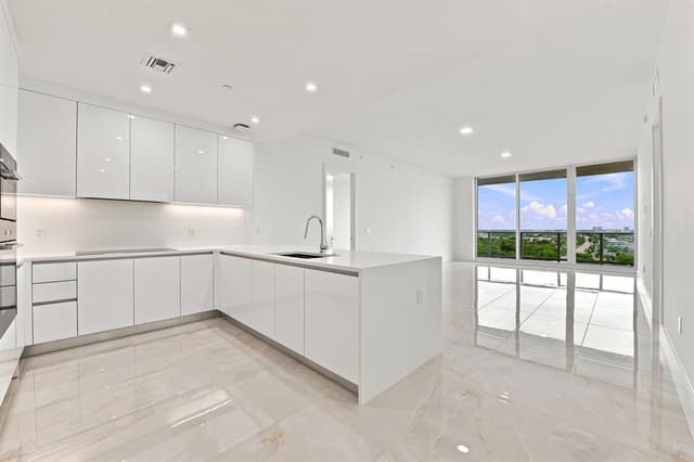 220 Lake Shore Drive # 1517, Lake Park FL 33403 - Lake Park, FL - Photo 3