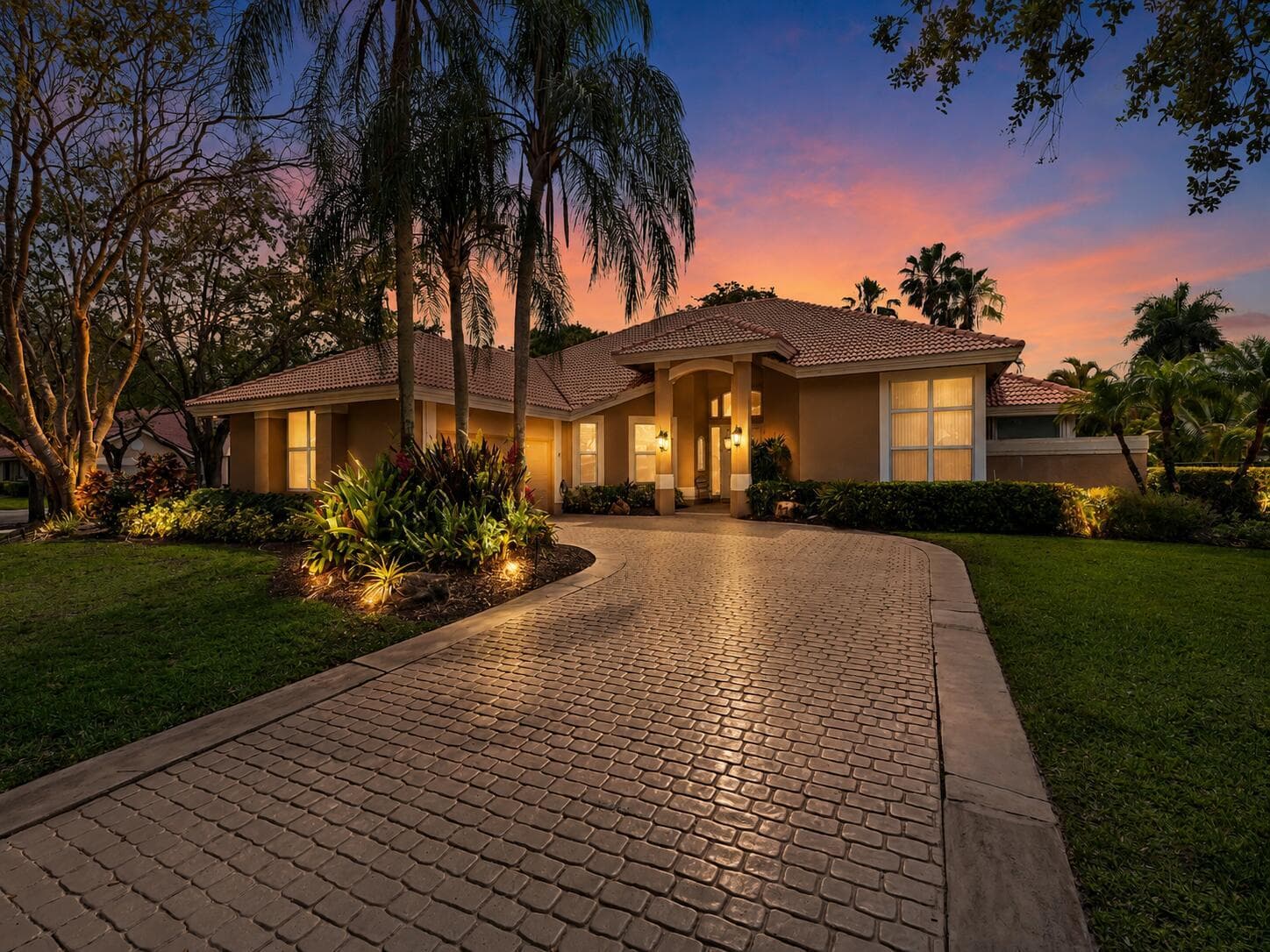 1207 Manor Drive S, Weston FL 33326 - Weston, FL - Photo 1