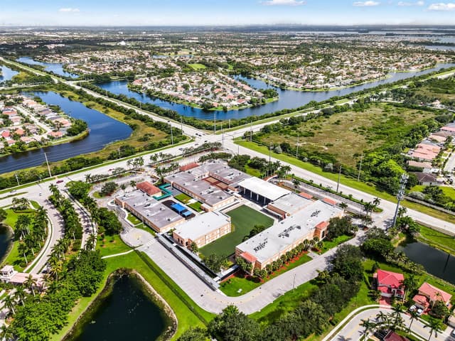 1150 SW 189TH Avenue, Pembroke Pines FL 33029 - Pembroke Pines, FL - Photo 7