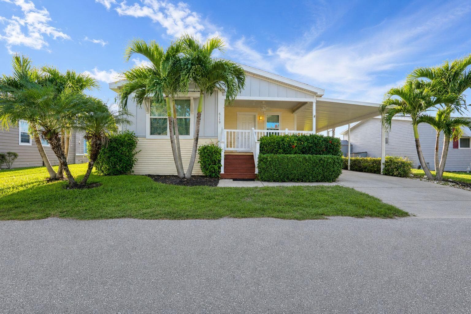 6119 N Ficus Lane, Atlantis FL 33462 - Atlantis, FL - Photo 1