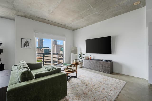 234 NE 3rd Street # 1403, Miami FL 33132 - Miami, FL - Photo 4