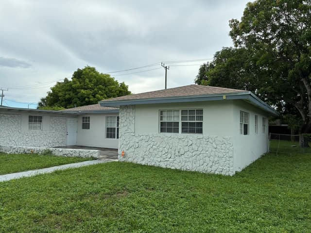 3307 AUBURN Boulevard, Fort Lauderdale FL 33312 - Fort Lauderdale, FL - Photo 2