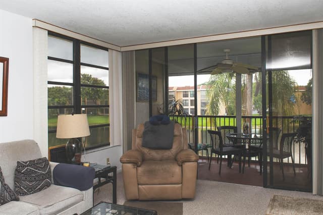 6618 CORAL LAKE Drive # 206, Margate FL 33063 - Margate, FL - Photo 7