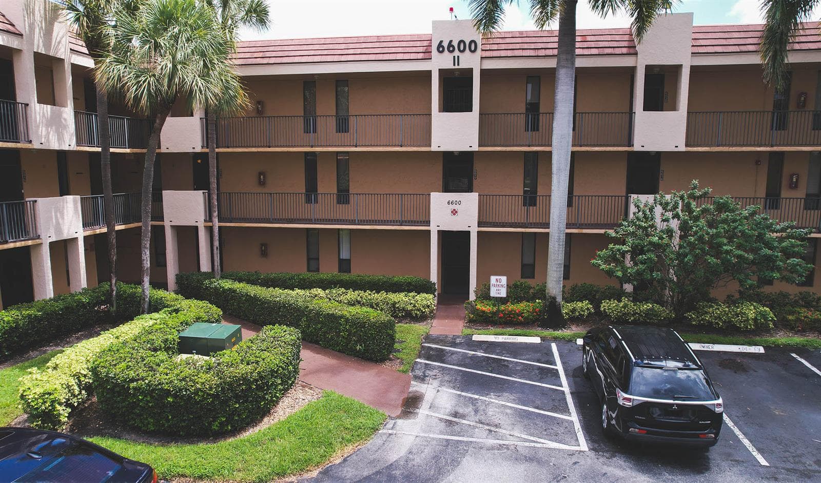 6618 CORAL LAKE Drive # 206, Margate FL 33063
