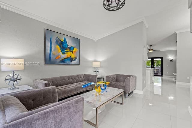 19953 NW 78th Ave, Hialeah FL 33015 - Hialeah, FL - Photo 6