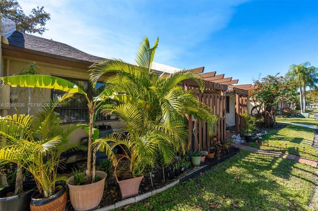 10836 NW 30th Pl # 354, Sunrise FL 33322 - Sunrise, FL - Photo 3