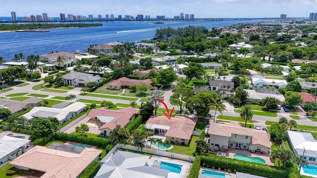 119 Cruiser Road S, North Palm Beach FL 33408 - North Palm Beach, FL - Photo 2