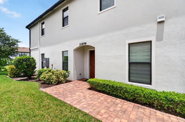 21898 Canadensis Circle, Boca Raton FL 33428 - Boca Raton, FL - Photo 2