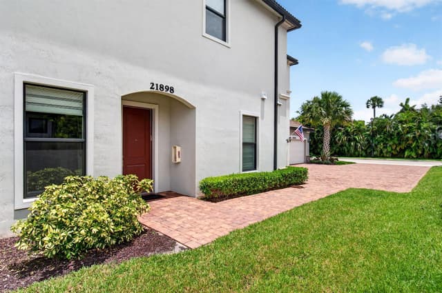 21898 Canadensis Circle, Boca Raton FL 33428 - Boca Raton, FL - Photo 3