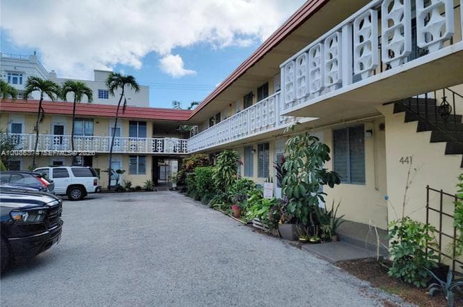 441 Collins Ave # 2, Miami Beach FL 33139