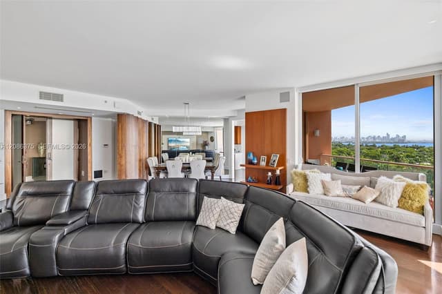 60 Edgewater Dr # 9D, Coral Gables FL 33133 - Coral Gables, FL - Photo 7